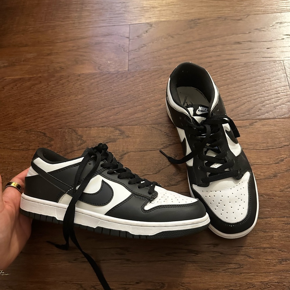 Nike Dunk Low 🐼